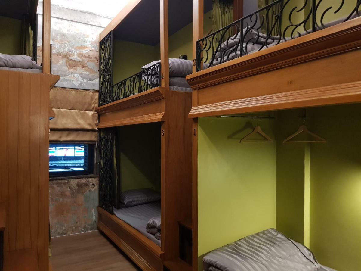 Tepbunthom Hostel Bangkok Kültér fotó