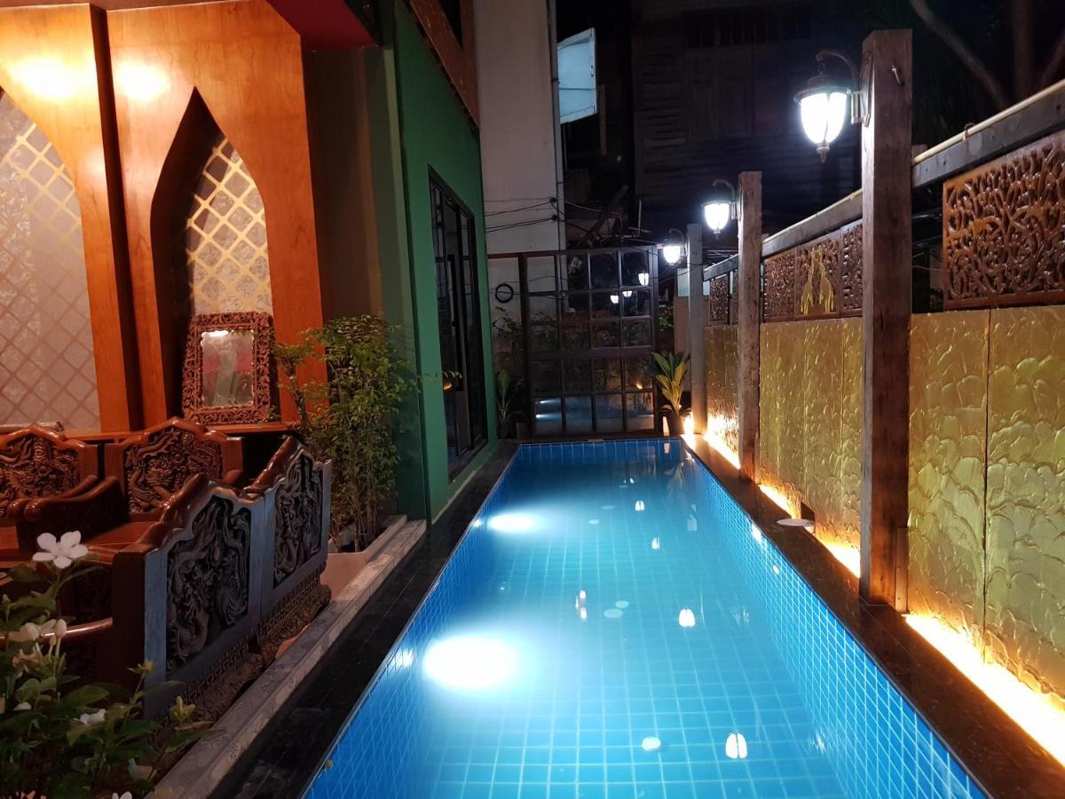 Tepbunthom Hostel Bangkok Kültér fotó